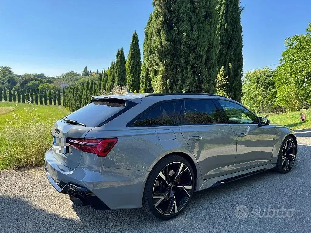 Usata Audi RS6 Ambiente 600 CV (441 kW) 2021 Grigio Station wagon