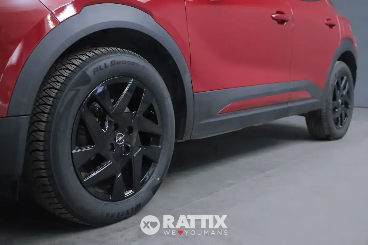 Usata Opel Mokka 145 CV (106 kW) 2024 Red rubi SUV