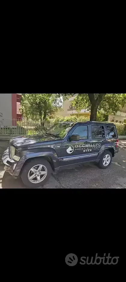 Usata Jeep Cherokee Limited 177 CV (130 kW) 2009 Blu SUV