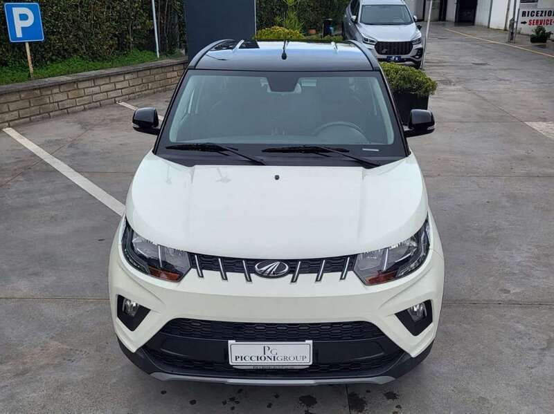 Bianco Usata 2020 Mahindra KUV100 Due volumi | 11.000 € (Buon prezzo) - Immagine 1/4