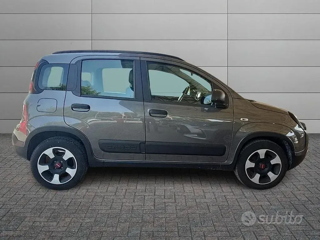 Usata Fiat Panda Cross Cross 69 CV (50 kW) 2022 Other Utilitaria