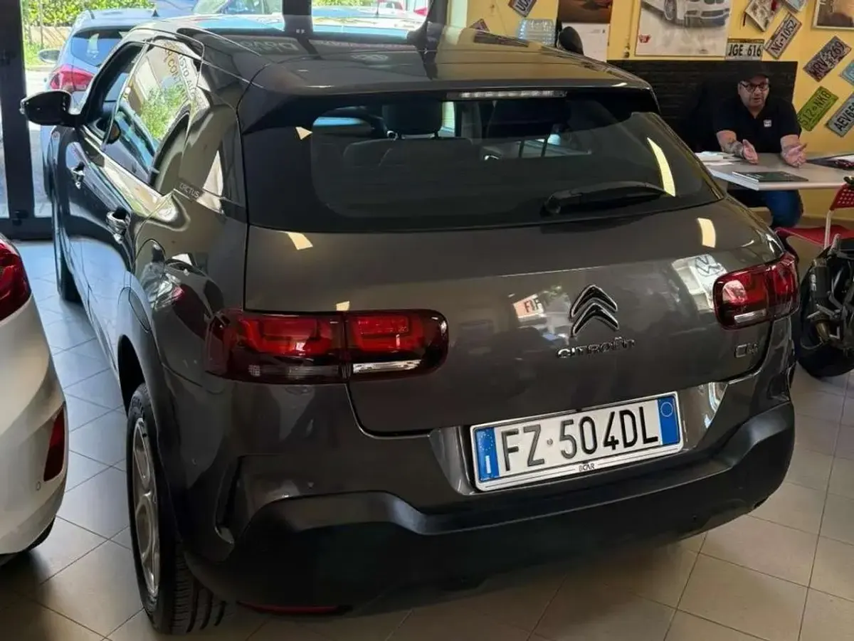 Gebraucht Citroën C4 Feel 102 PS (75 kW) 2019 Grau SUV