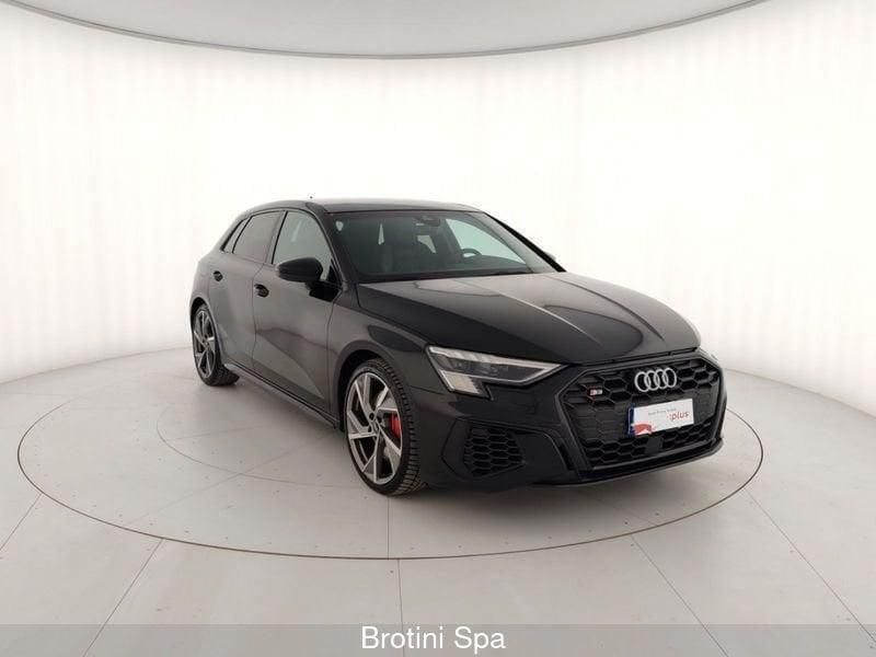 Usata Audi A3 Comfort 310 CV (228 kW) 2022 Nero Berlina