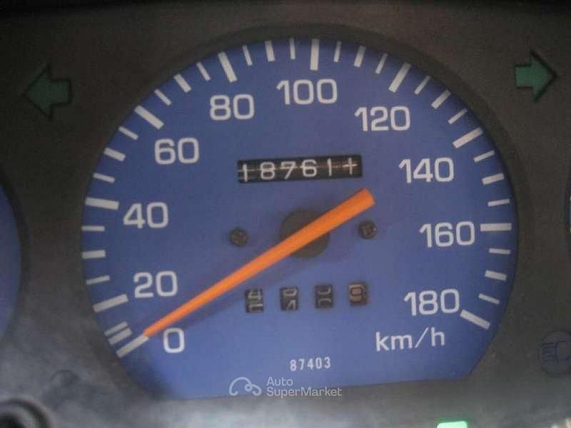 Usata Daihatsu Terios 83 CV (61 kW) 1998 Argento SUV