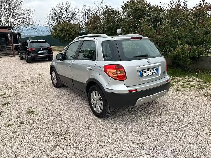 Usata Fiat Sedici 120 CV (88 kW) 2011 Grigio SUV