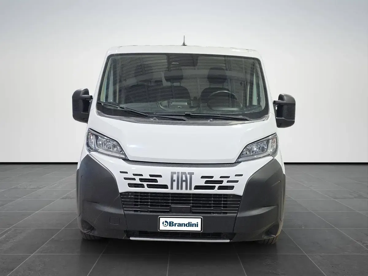 Usata Fiat Ducato 140 CV (102 kW) 2025 Bianco Furgone