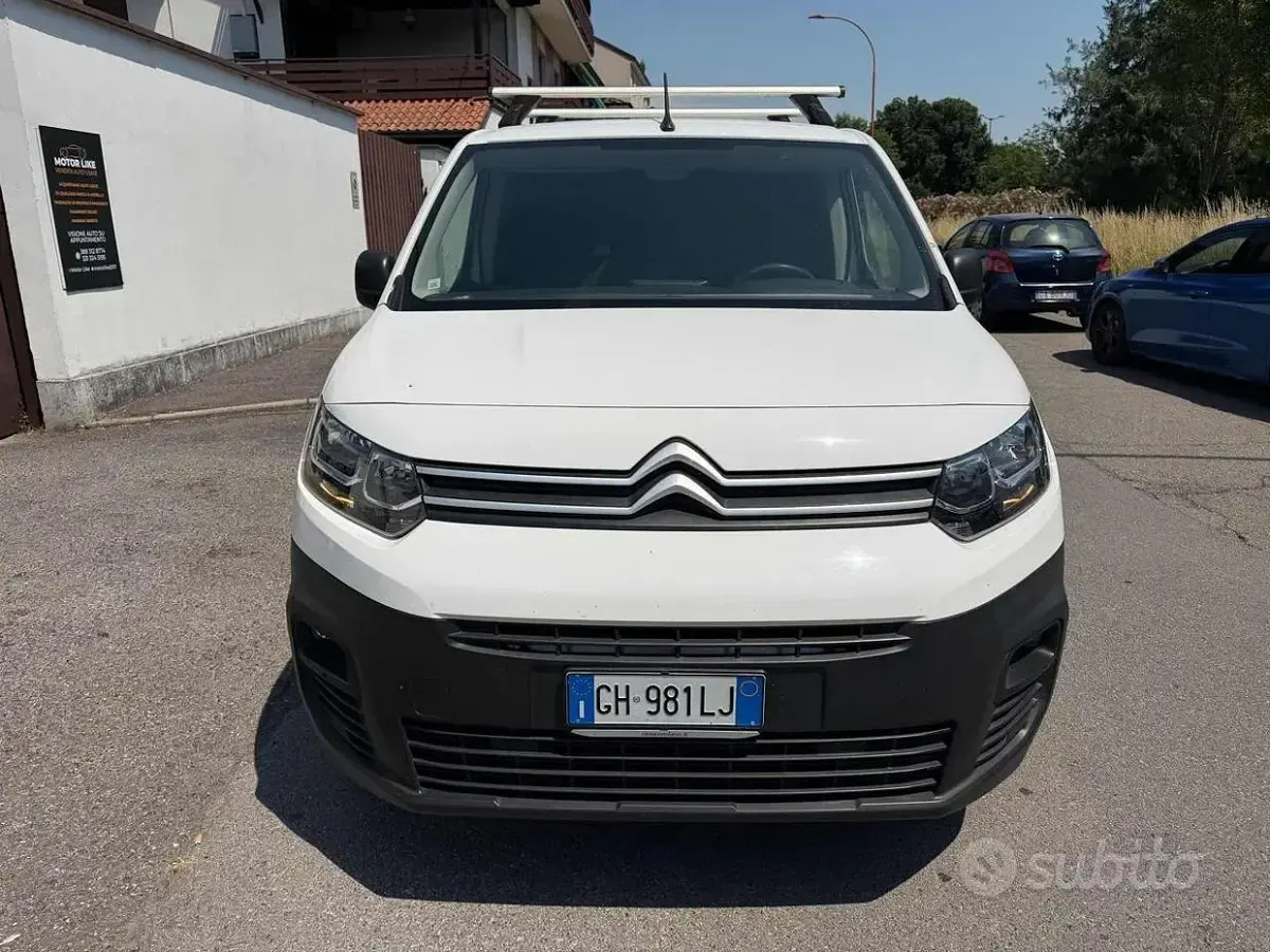Usata Citroën e-Berlingo 102 CV (75 kW) 2022 Bianco Furgone
