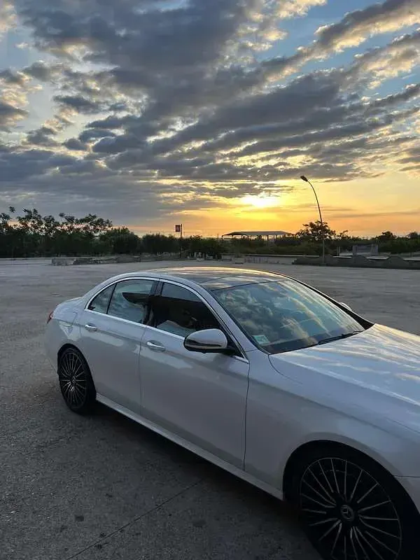 Usata Mercedes E350 Premium Plus 258 CV (189 kW) 2017 Bianco Berlina