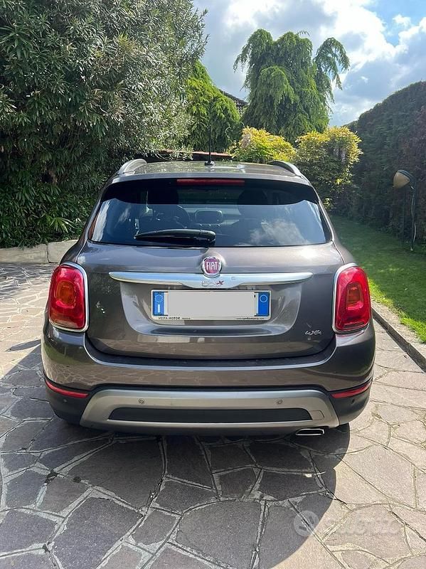 Usata Fiat 500X Cross 140 CV (102 kW) 2016 Marrone SUV