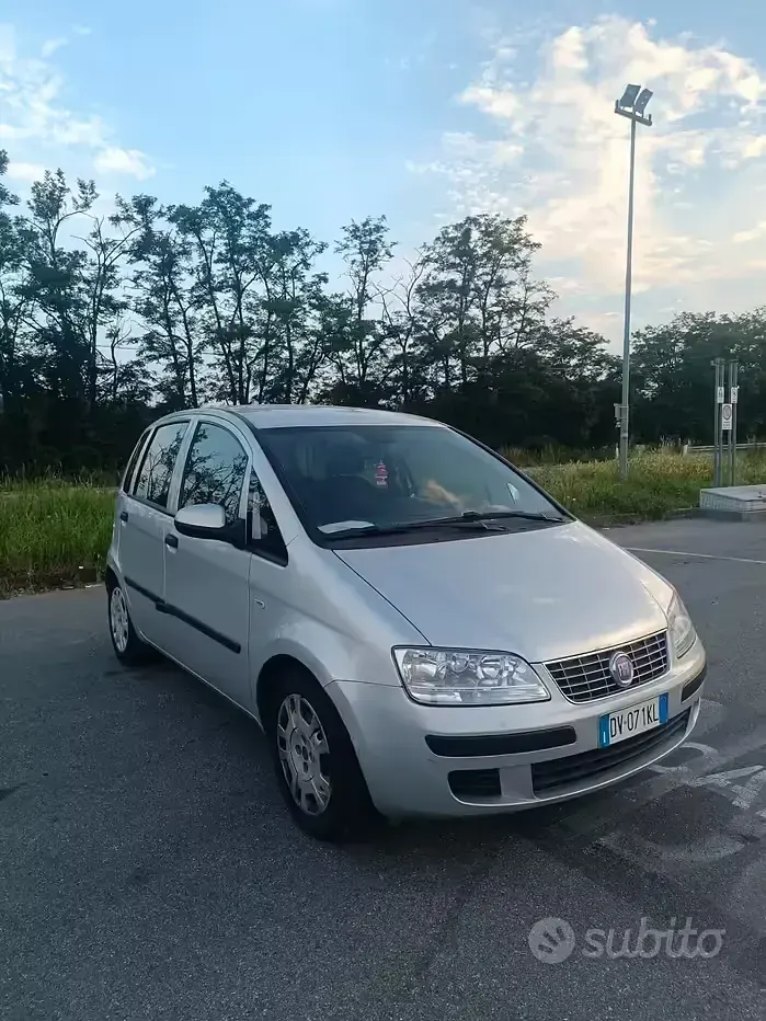 Usata Fiat Idea 80 CV (58 kW) 2009 Monovolume