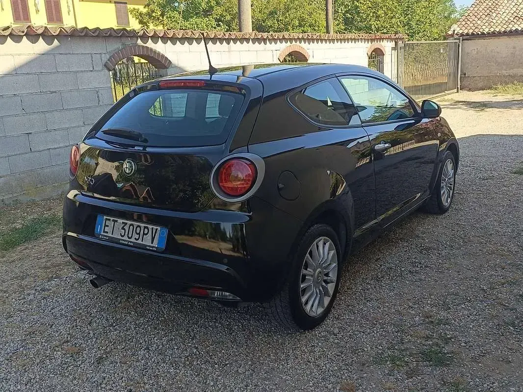 Usata Alfa Romeo MiTo Progression 69 CV (50 kW) 2014 Nero Utilitaria