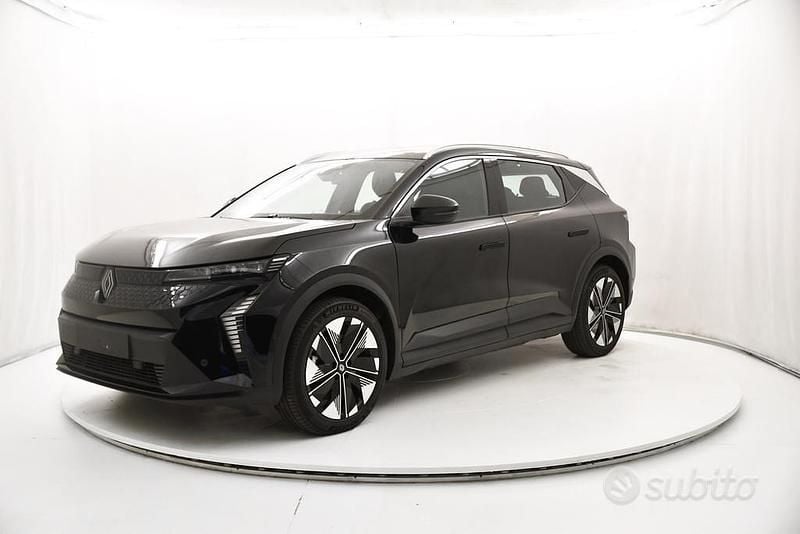 Usata Renault Scenic E-Tech Evolution 125 kW (170 CV) 2025 Nero etoilé SUV