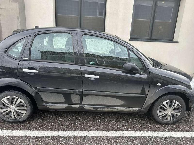 Usata Citroën C3 Exclusive 60 CV (44 kW) 2009 Berlina