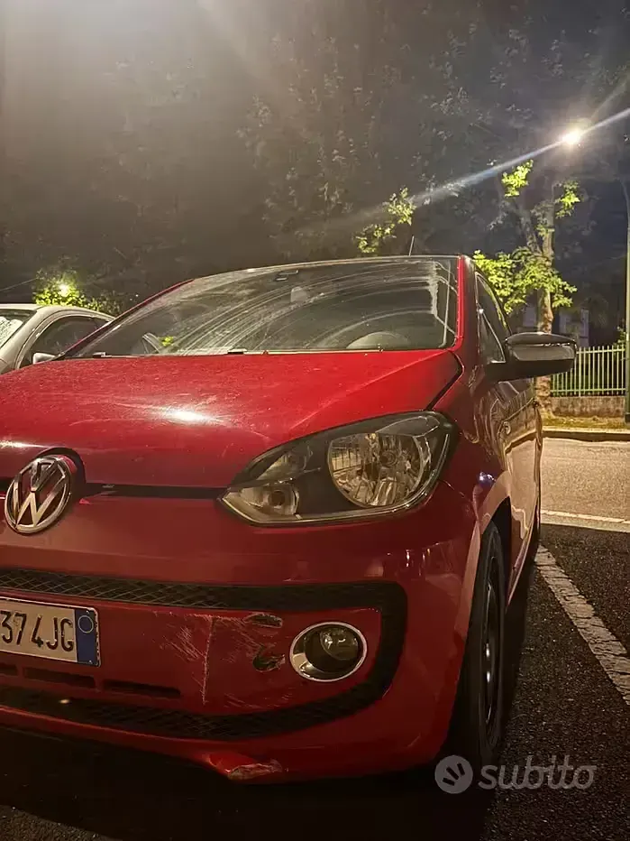 Usata VW up! 60 CV (44 kW) 2012 Rosso Utilitaria