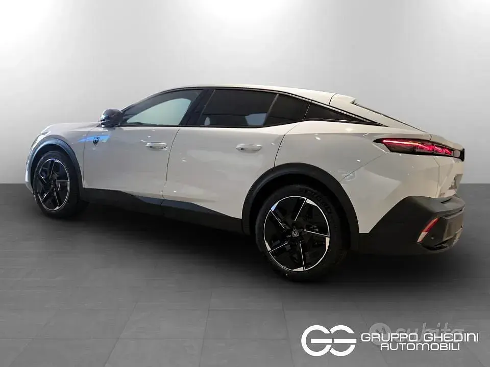 Nuova Peugeot 408 GTi 136 CV (100 kW) 2026 Bianco SUV