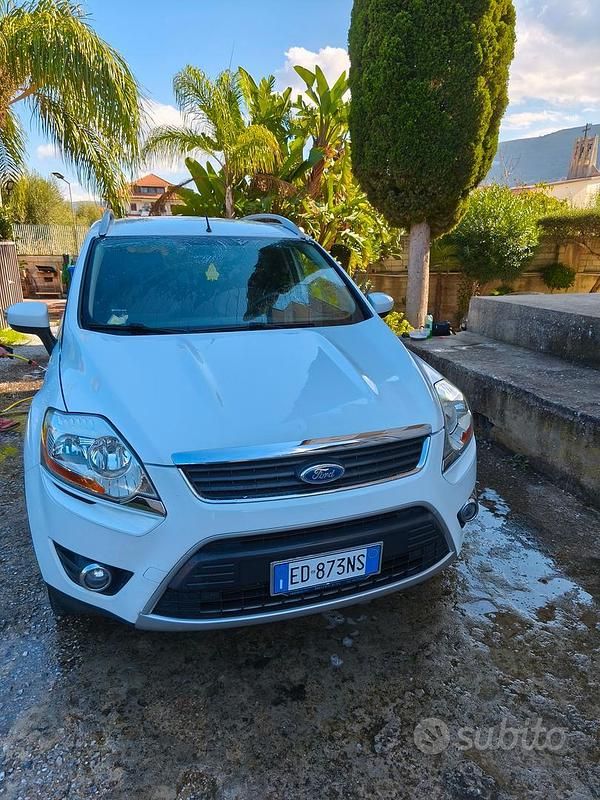 Usata Ford Kuga 140 CV (102 kW) 2010 Bianco SUV