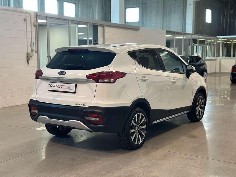 Usata EVO Evo 4 114 CV (83 kW) 2023 Bianco SUV