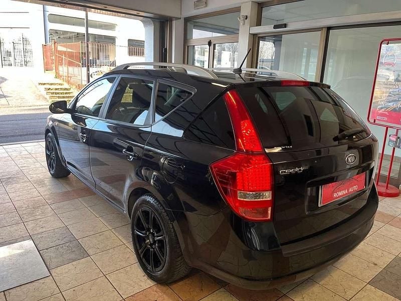 Usata Kia Ceed EX 125 CV (91 kW) 2012 Nero Utilitaria