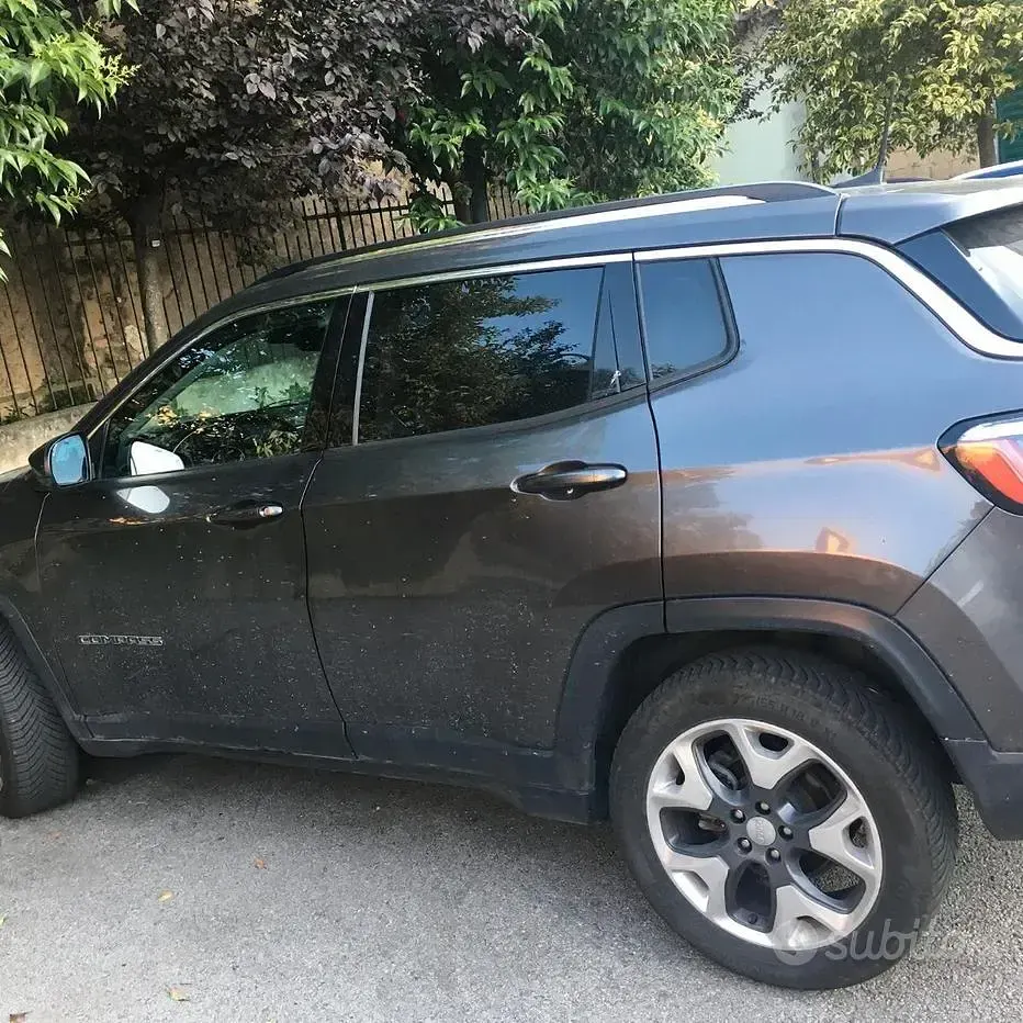 Usata Jeep Compass Limited 120 CV (88 kW) 2019 Verde SUV