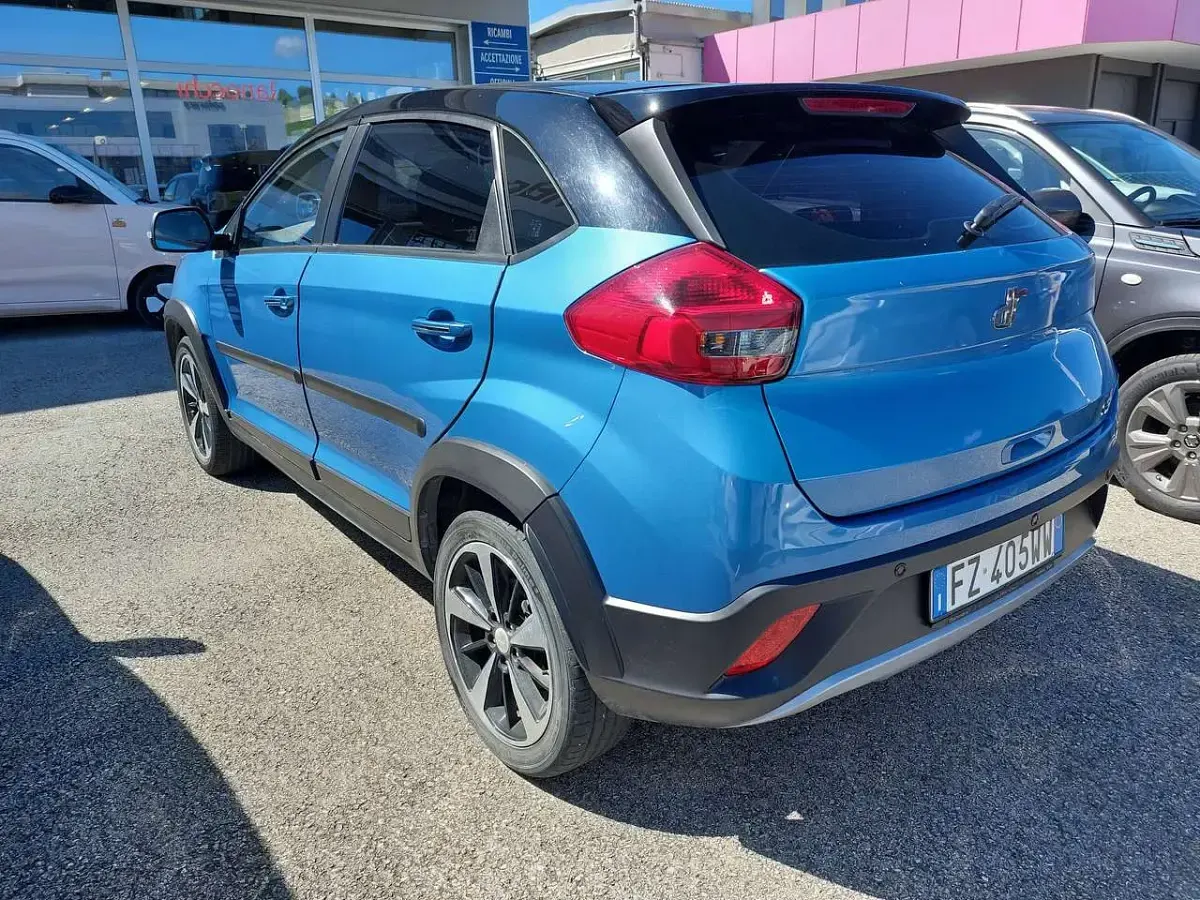 Usata DR DR3 106 CV (77 kW) 2020 Ice blue  tetto nero SUV