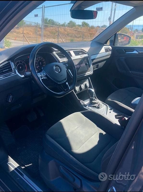Gebraucht VW Tiguan 150 PS (110 kW) 2018 Grau SUV