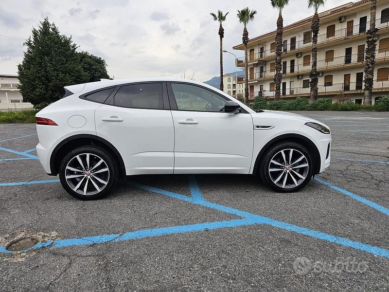 Usata 2018 Jaguar E-Pace R-Dynamic SUV | 20.000 € (Buon prezzo) - Immagine 1/4