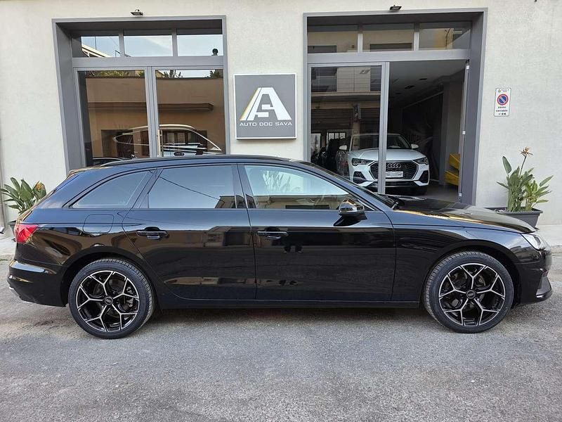 Usata Audi A4 Business 136 CV (100 kW) 2022 Nero Station wagon