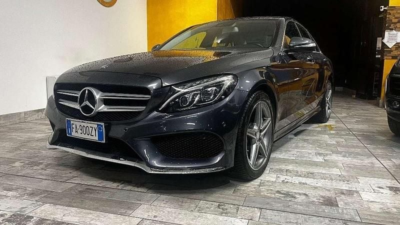 Grigio Usata 2015 Mercedes C250 Premium Tre volumi | 18.800 € (Buon prezzo) - Immagine 1/4