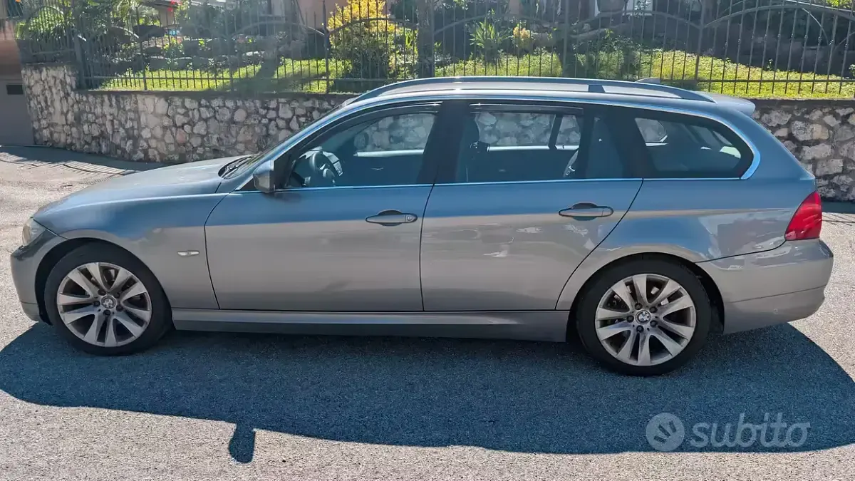 Usata BMW 320 184 CV (135 kW) 2012 Grigio Station wagon