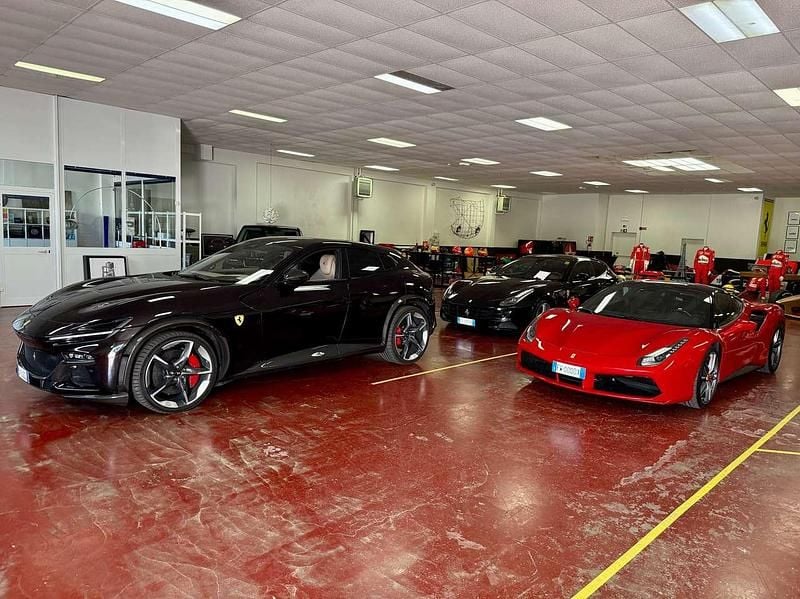 Usata Ferrari Purosangue 725 CV (533 kW) 2025 Other SUV