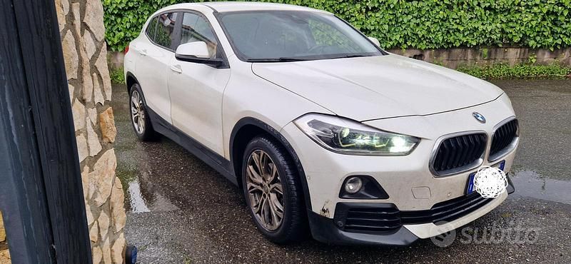 Bianco Usata 2018 BMW X2 Efficient Dynamics SUV | 15.900 € - Immagine 1/4