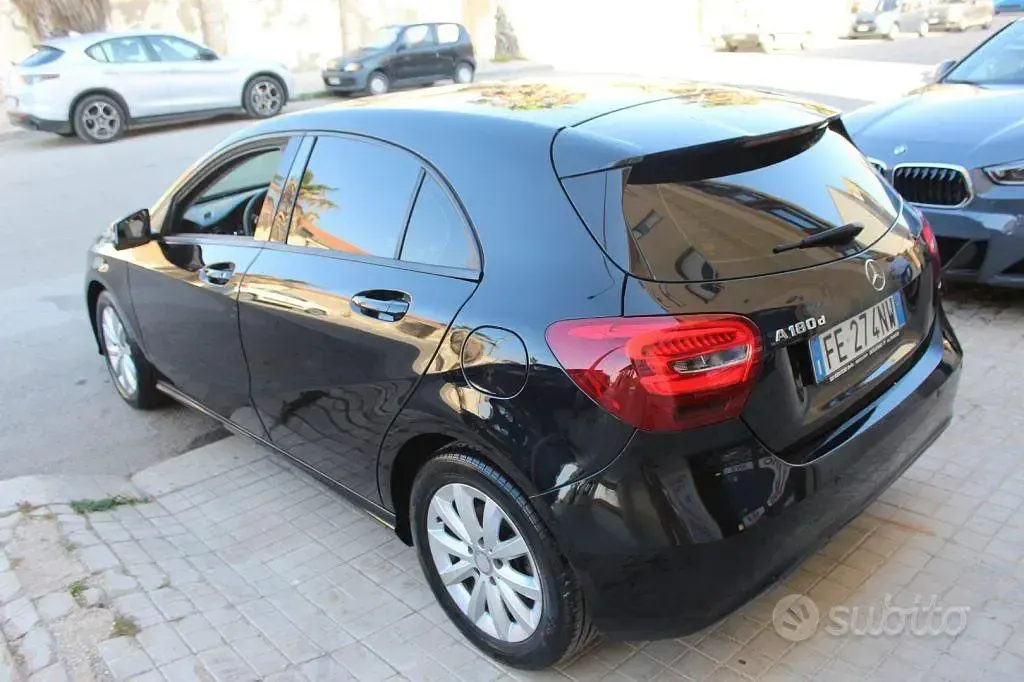Usata Mercedes A180 Executive 109 CV (80 kW) 2016 Nero Berlina