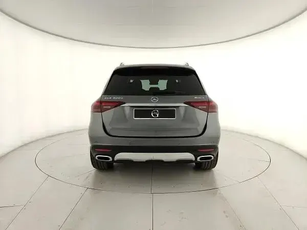 Usata Mercedes GLE300 Advanced 269 CV (197 kW) 2025 Gray SUV