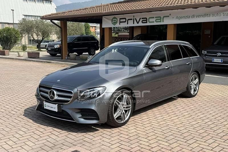 Usata Mercedes E220 Premium 194 CV (142 kW) 2017 Grigio Station wagon