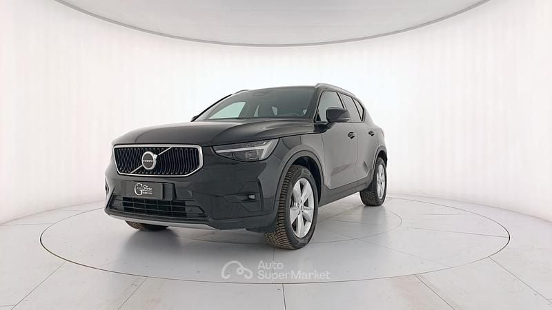 Nero Usata 2025 Volvo XC40 Core SUV | 33.900 € (Buon prezzo) - Immagine 1/4