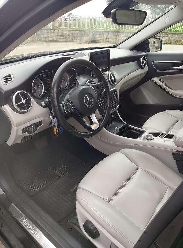 Usata Mercedes GLA200 136 CV (100 kW) 2015 SUV