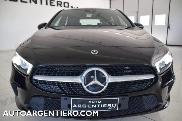 Usato 2022 Mercedes A160 1.3 Benzin 109 CV (24.500 €)