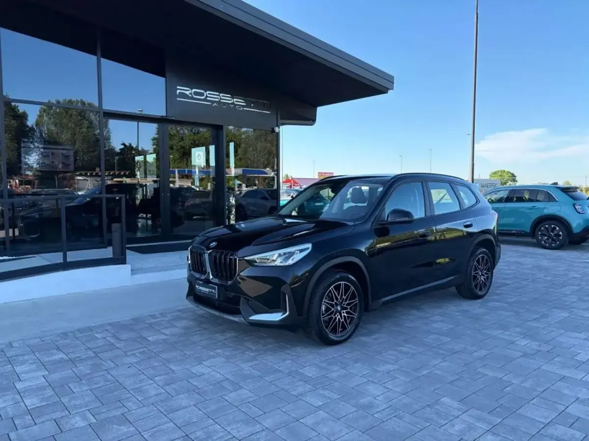 Usata BMW X1 150 CV (110 kW) 2023 Nero SUV