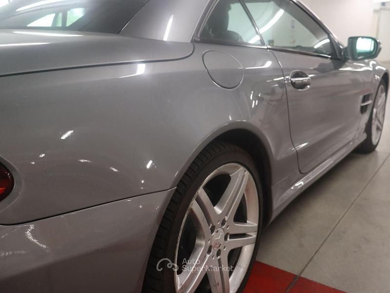 Usata Mercedes SL350 315 CV (231 kW) 2009 Argento Cabrio