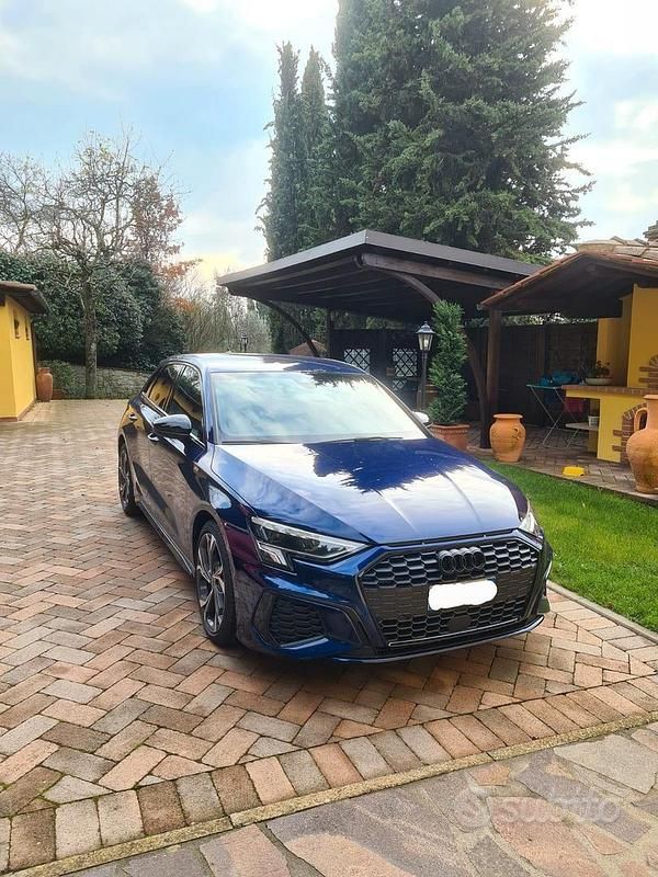 Usata Audi A3 S-Line 116 CV (85 kW) 2022 Blu Berlina