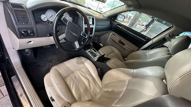 Usata Chrysler 300C 218 CV (160 kW) 2006 Berlina
