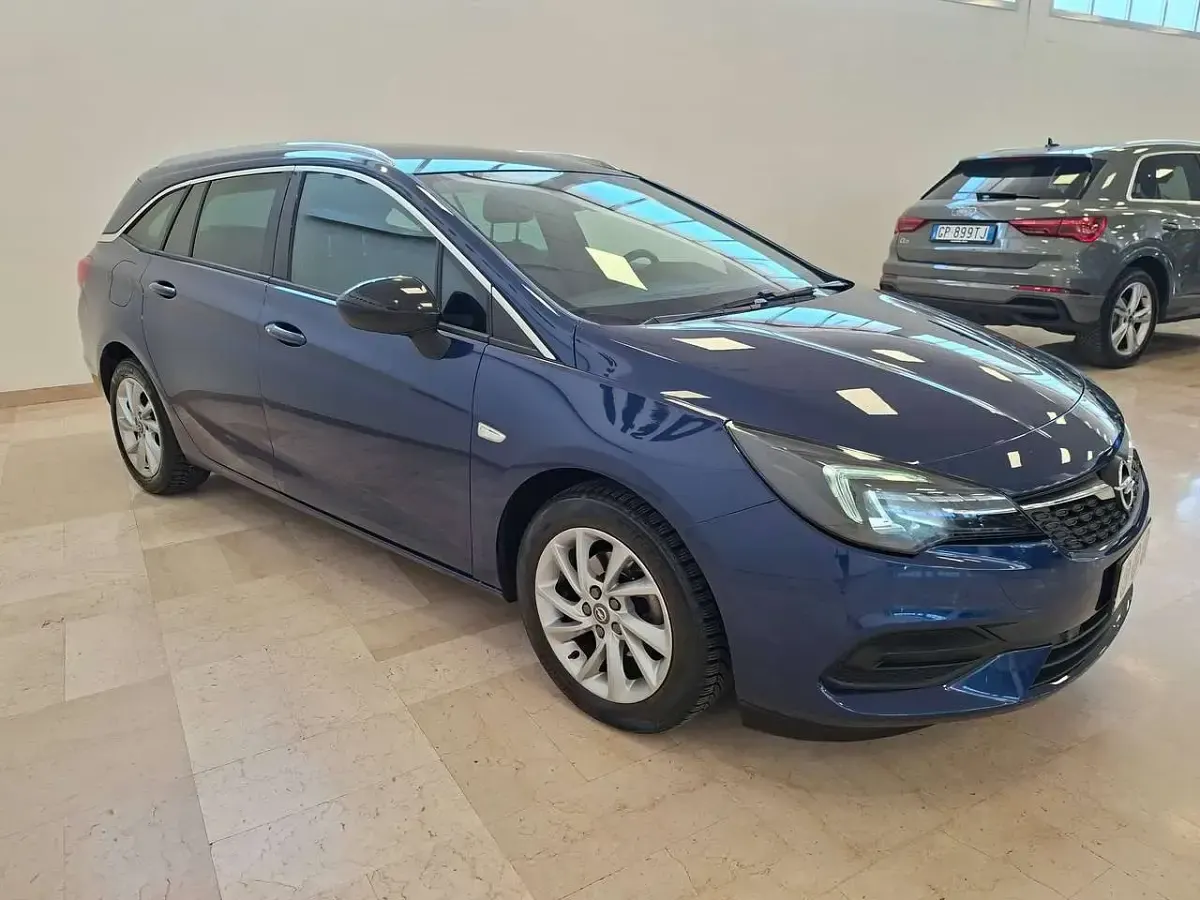 Usata Opel Astra Business 122 CV (89 kW) 2021 Blu/azzurro Station wagon