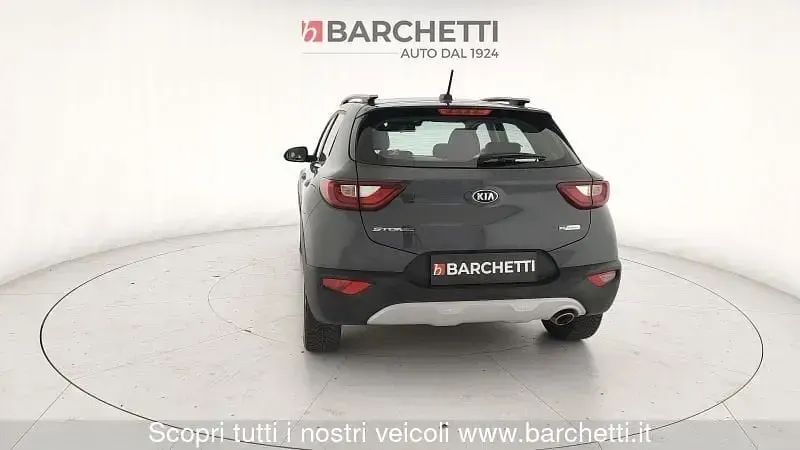 Usata Kia Stonic Style 101 CV (74 kW) 2021 Grigio SUV