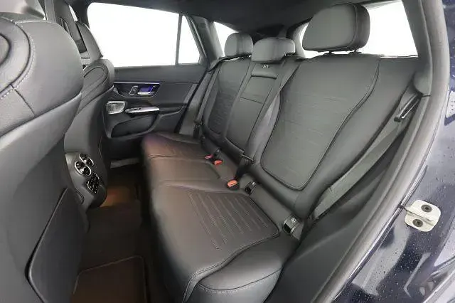 Usata Mercedes GLC300 AMG Line Premium Plus 258 CV (189 kW) 2024 Blu nautico SUV