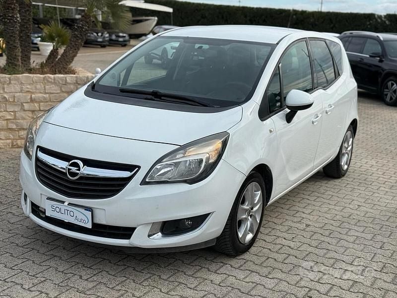 Usata Opel Meriva Cosmo 120 CV (88 kW) 2015 Bianco Monovolume
