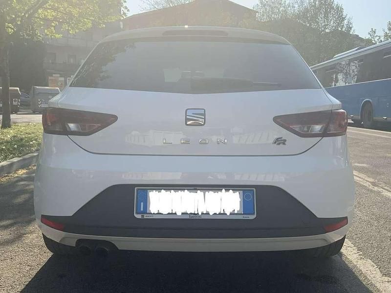 Usata Seat Leon FR 125 CV (91 kW) 2014 Bianco Berlina