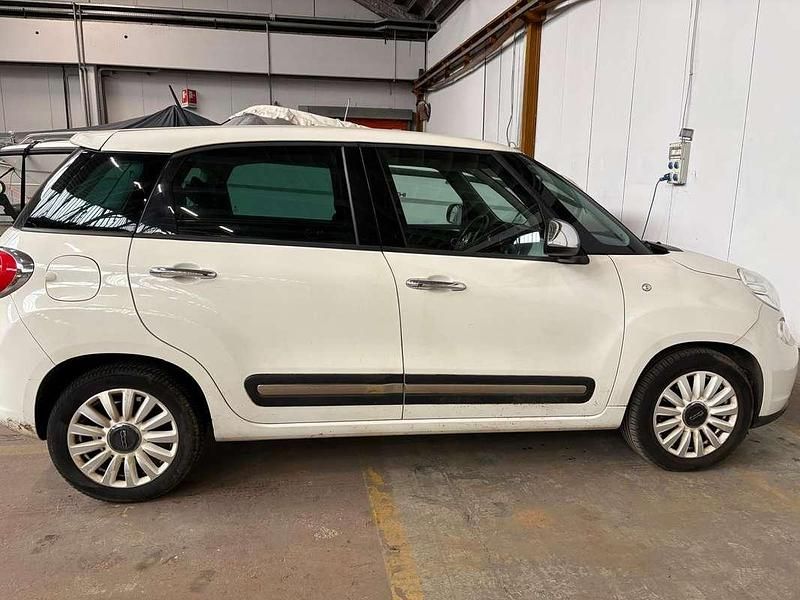 Usata Fiat 500L Lounge 105 CV (77 kW) 2017 Bianco Monovolume
