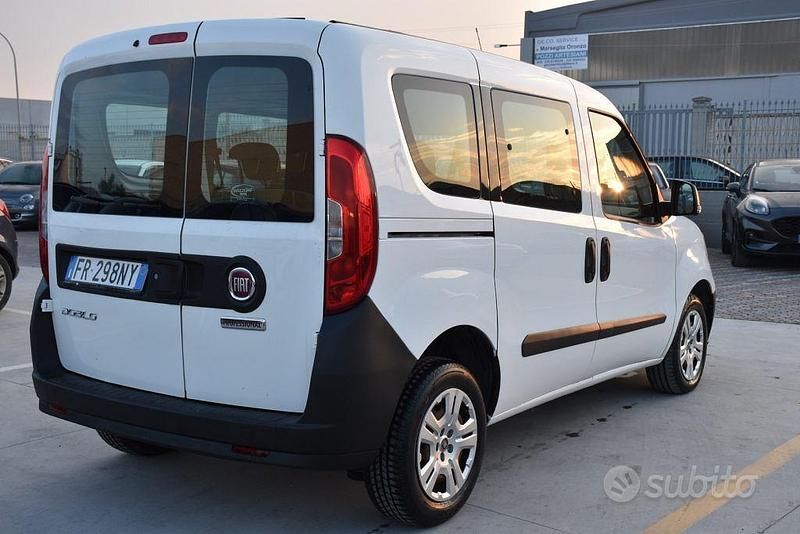 Usata Fiat Doblò 95 CV (69 kW) 2018 Bianco Monovolume