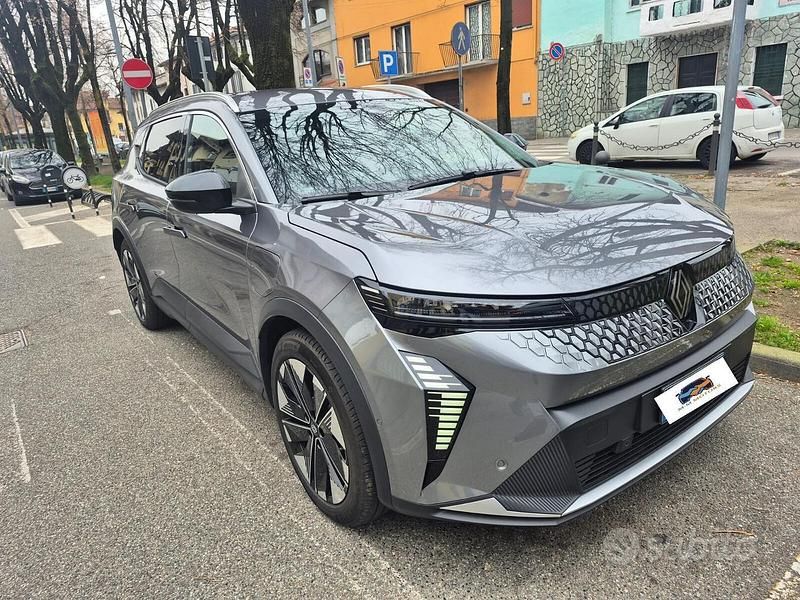 Nuova Renault Scenic E-Tech Komfort 125 kW (170 CV) 2025 Grigio SUV