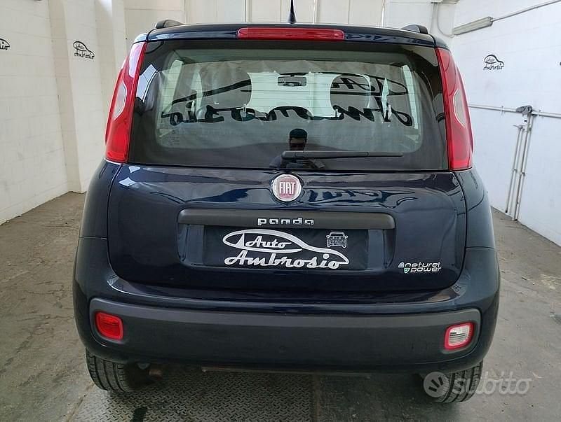 Usata Fiat Panda Lounge 86 CV (63 kW) 2014 Blu Utilitaria